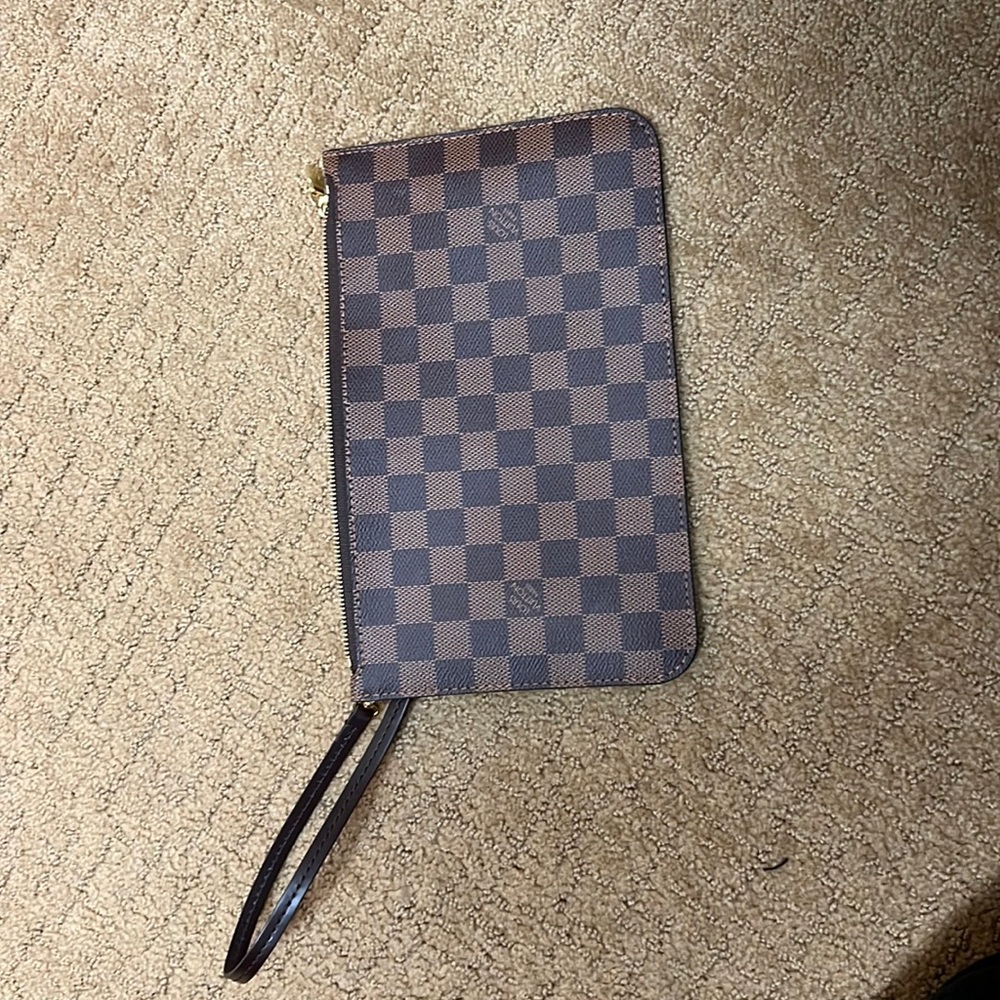 Louis Vuitton Clutch brown check